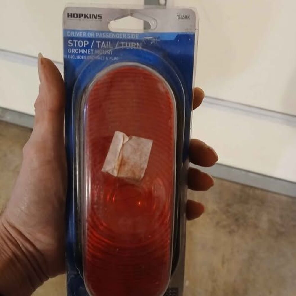 3 Trailer lights